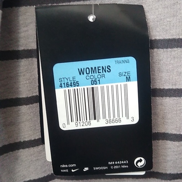 🎉HP🎉Nike Get It Girl Striped S/S Tee, Gray, M, NWT - Picture 7 of 7